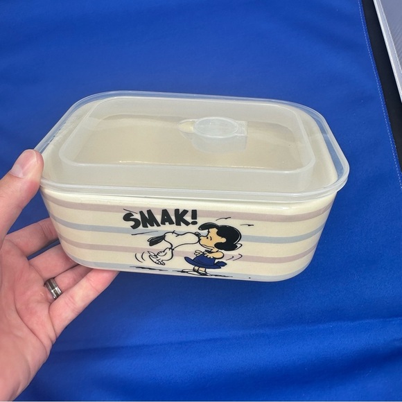 Peanuts Other - Peanuts Snoopy Lucy Smack Chow Time Stoneware Lunchbox Storage Container